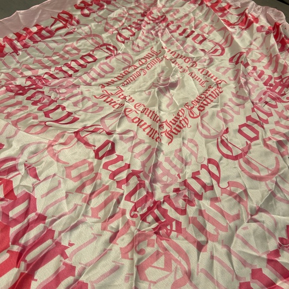 Juicy Couture Accessories - Stunning Juicy couture scarf